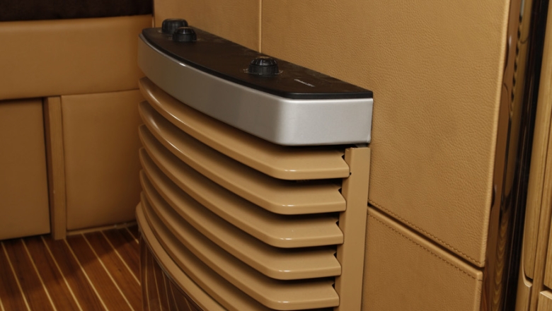 land yacht tecnoform